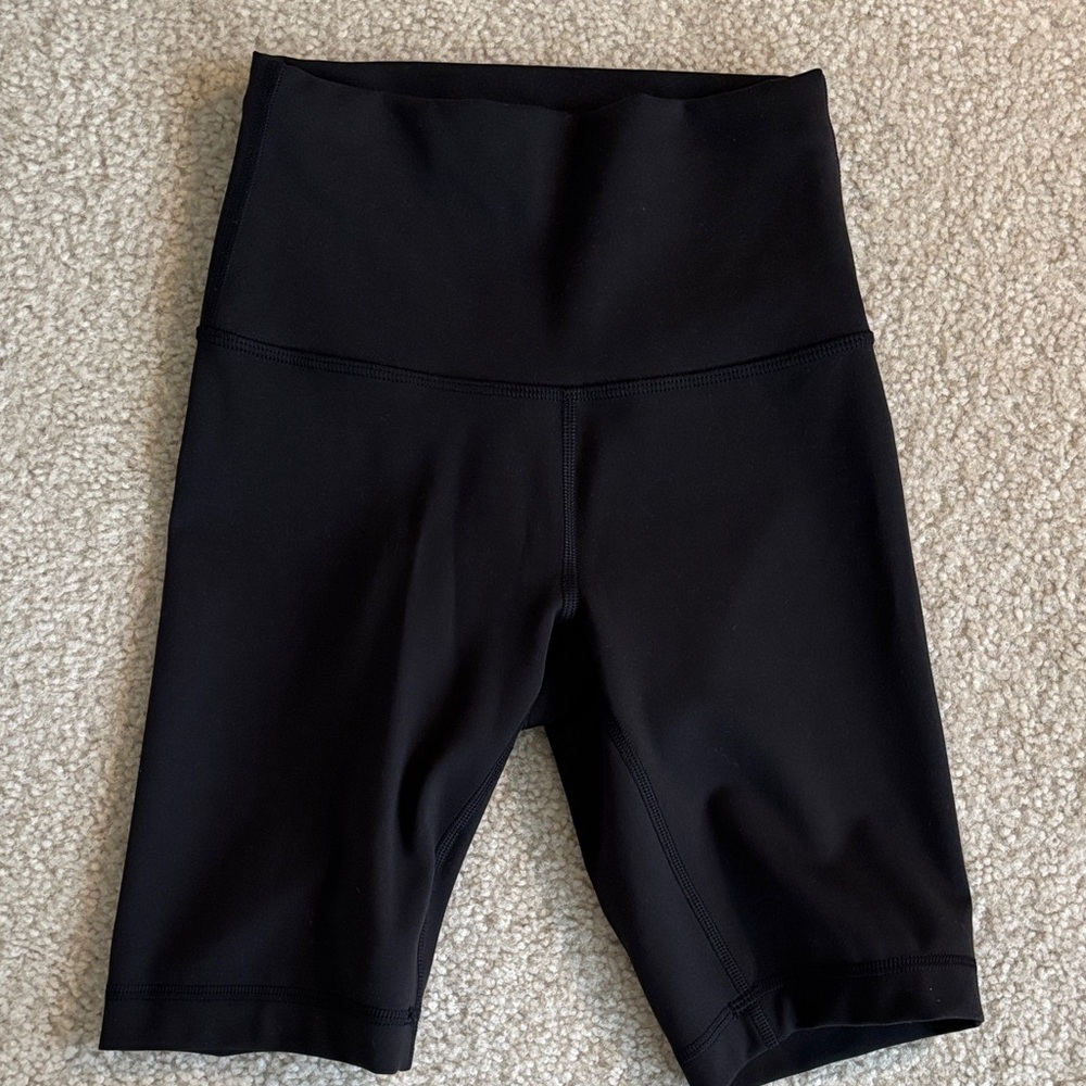 Lululemon Wunder Train High Rise Short 8” Black